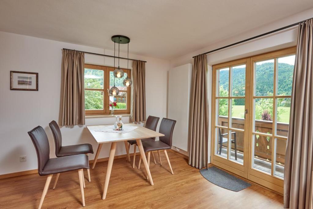 Haus Schmiederer Apartment Reit im Winkl Exterior photo